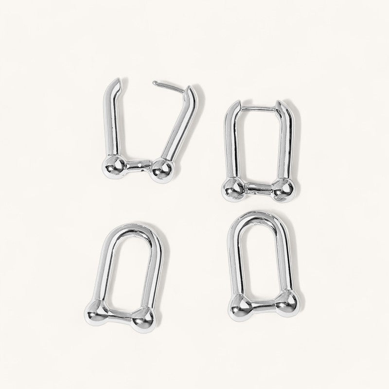 Horseshoe Link Earrings